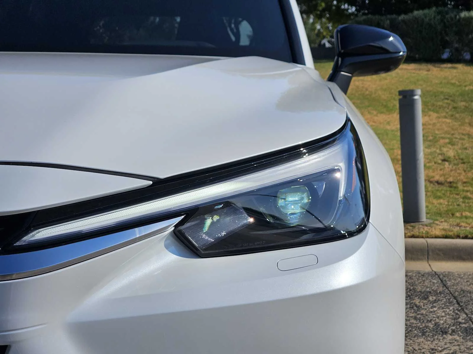 Certified Used 2025 WIND CHILL PEARL Lexus F SPORT Premium image 6