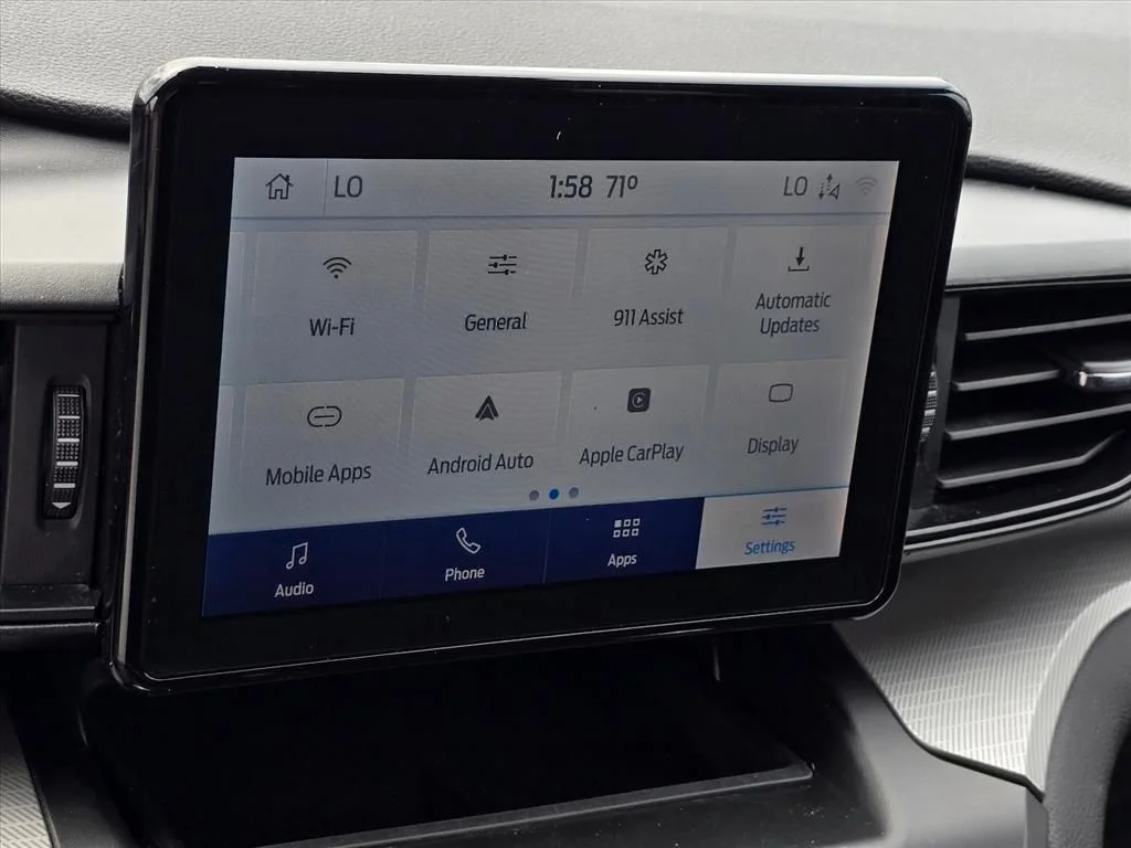 Used 2020 White Ford XLT image 21