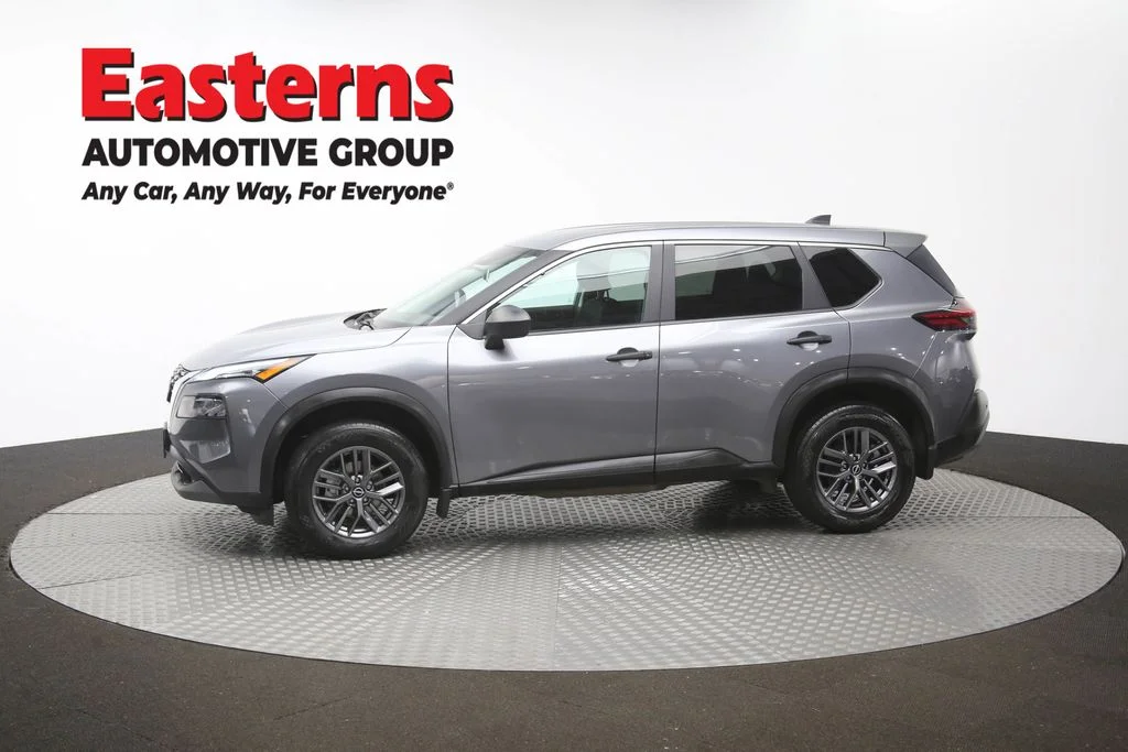Used 2023 Gray Nissan S image 58