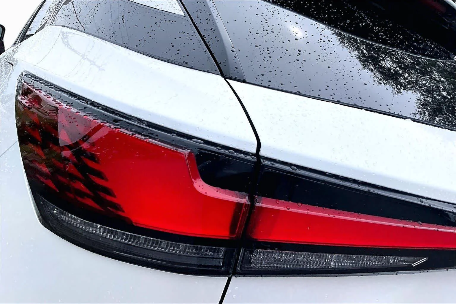 Used 2024 Eminent White Pearl Lexus  image 29