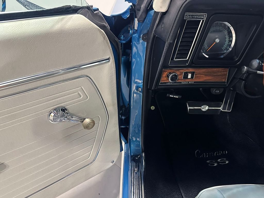 Used 1969 Blue Chevrolet  image 63