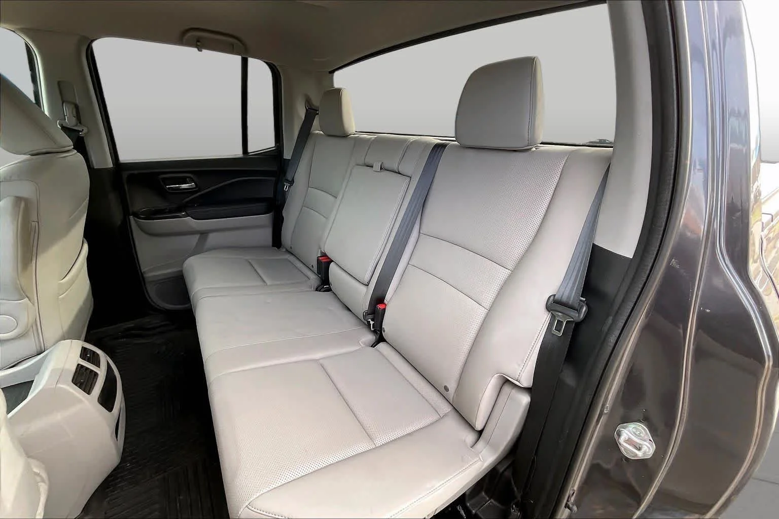 Certified Used 2018 Modern Steel Metallic Honda RTL image 21