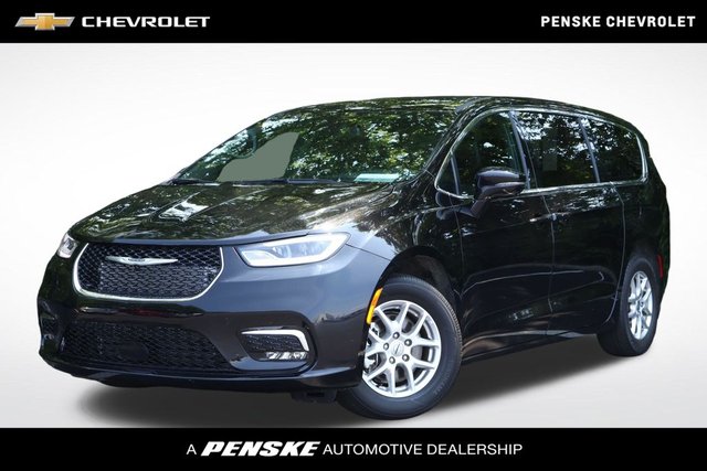 2025|Chrysler|Pacifica|Select|4D Passenger Van