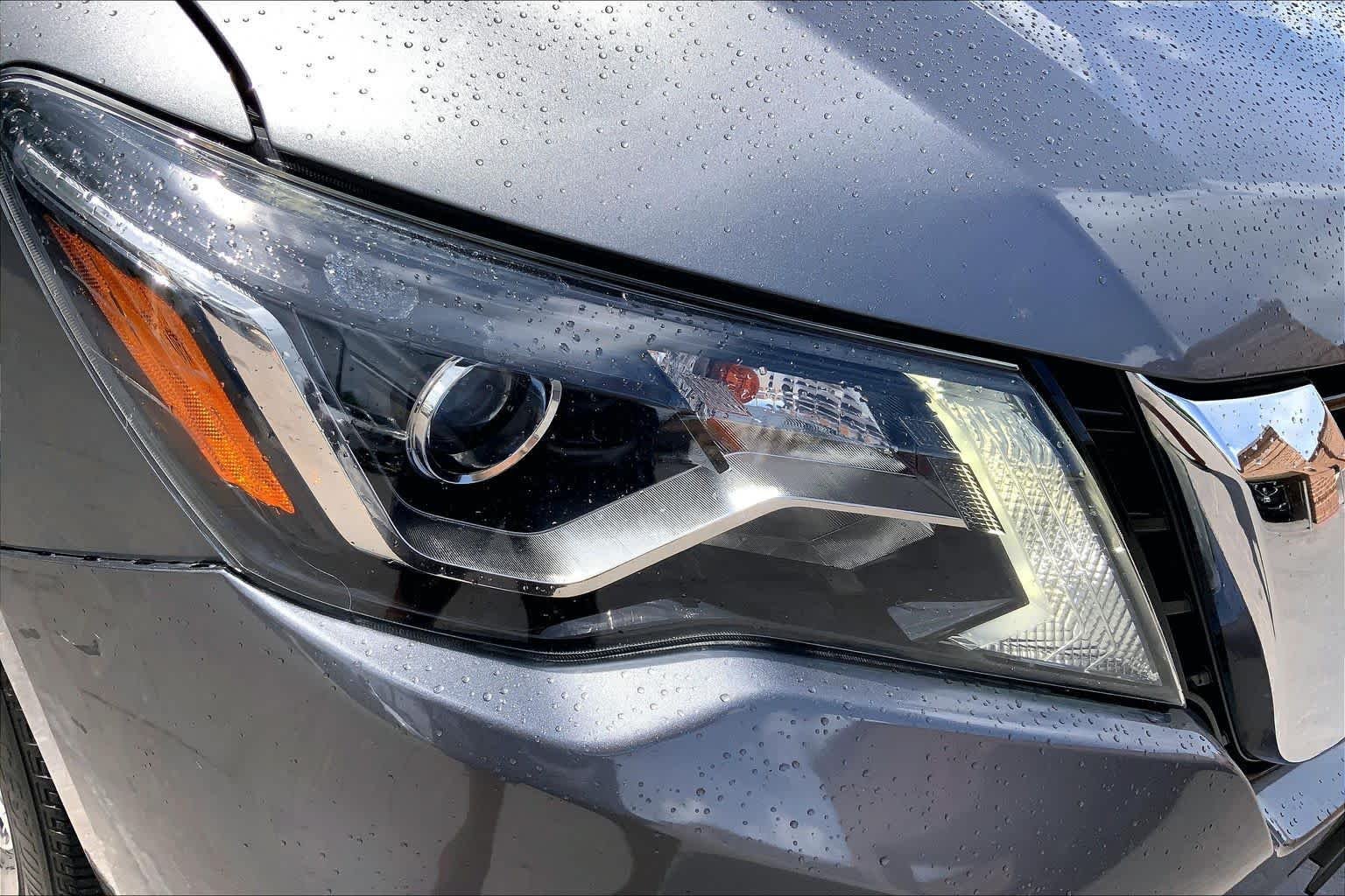 Used 2020 Gun Metallic Nissan SV image 26