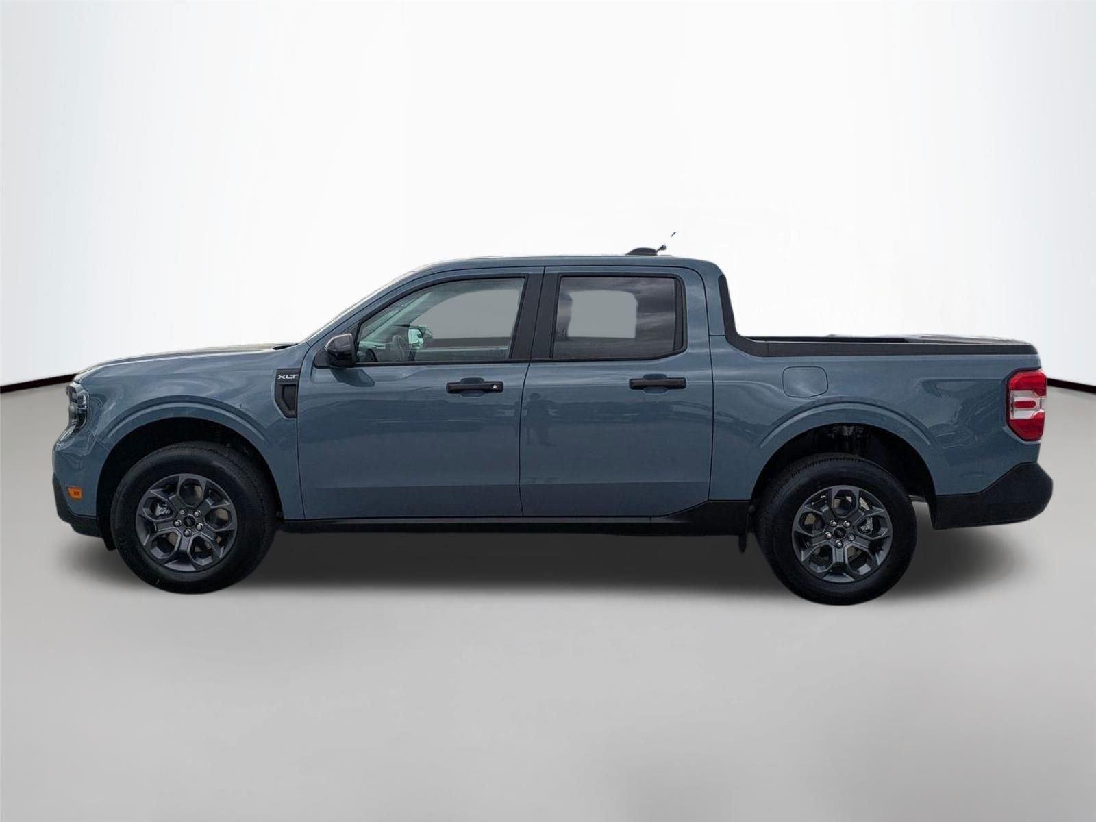 New 2026 Azure Gray Metallic Tri-Coat Ford XLT image 8