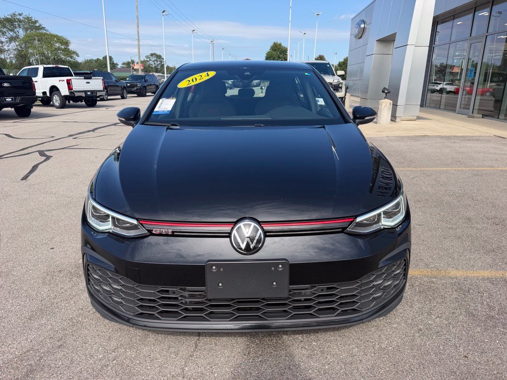 Used 2024 Mythos Black Metallic Volkswagen 2.0T S image 28