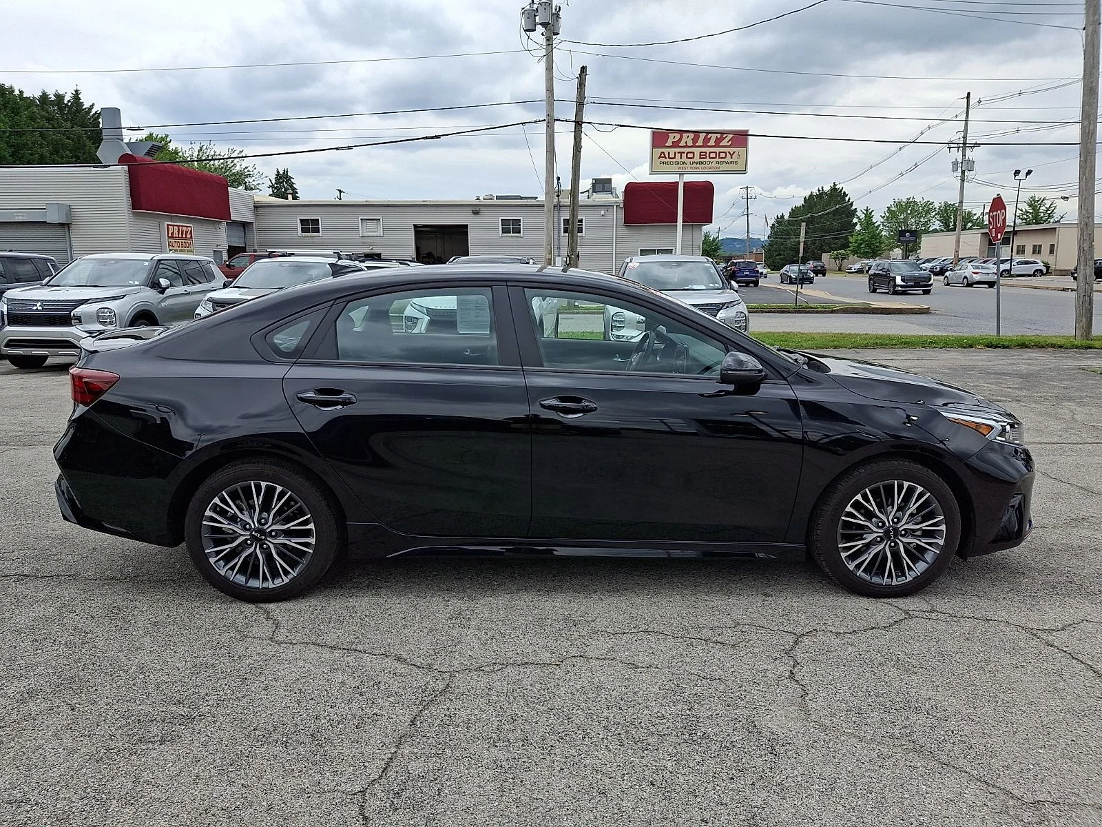 Used 2024 Black Kia GT-Line image 6
