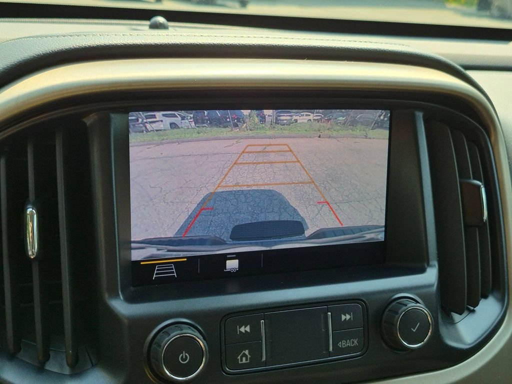 Used 2022 Gray GMC Denali image 19