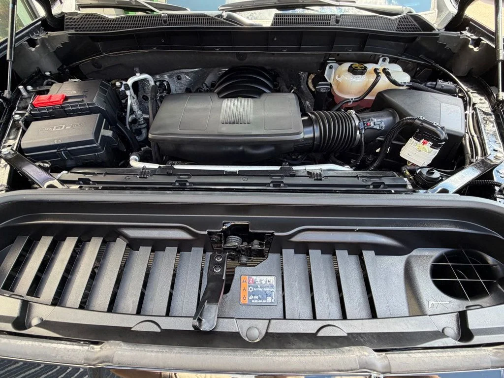 Used 2024 Black GMC Elevation image 7