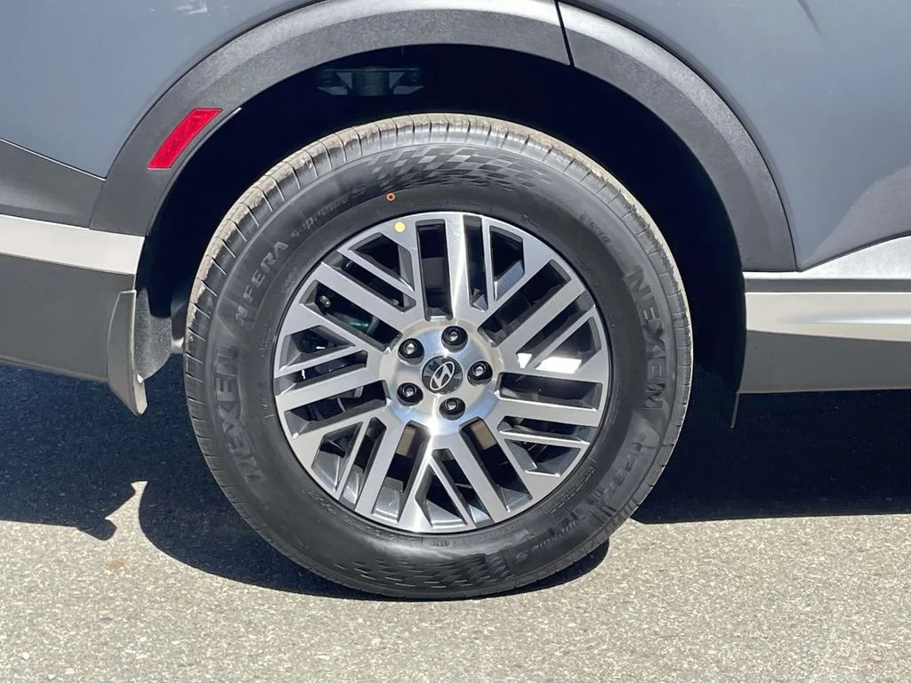 New 2026 Gray Hyundai SEL image 7