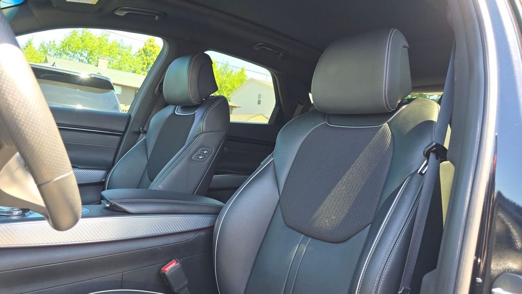 Certified Used 2022 Black Genesis 3.5T Sport image 21