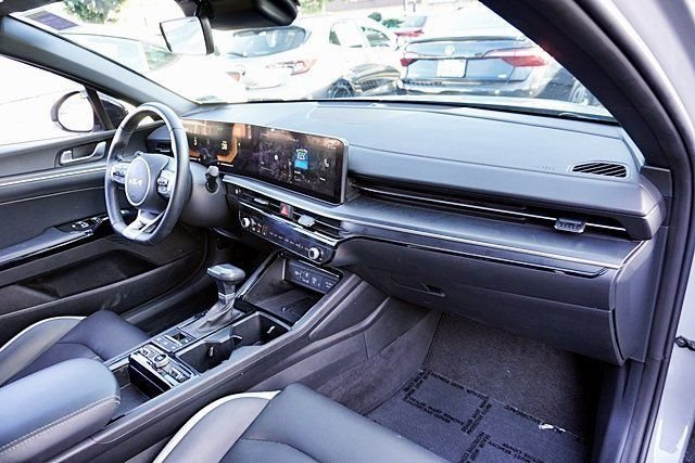 Used 2025 Gray Kia GT-Line image 10
