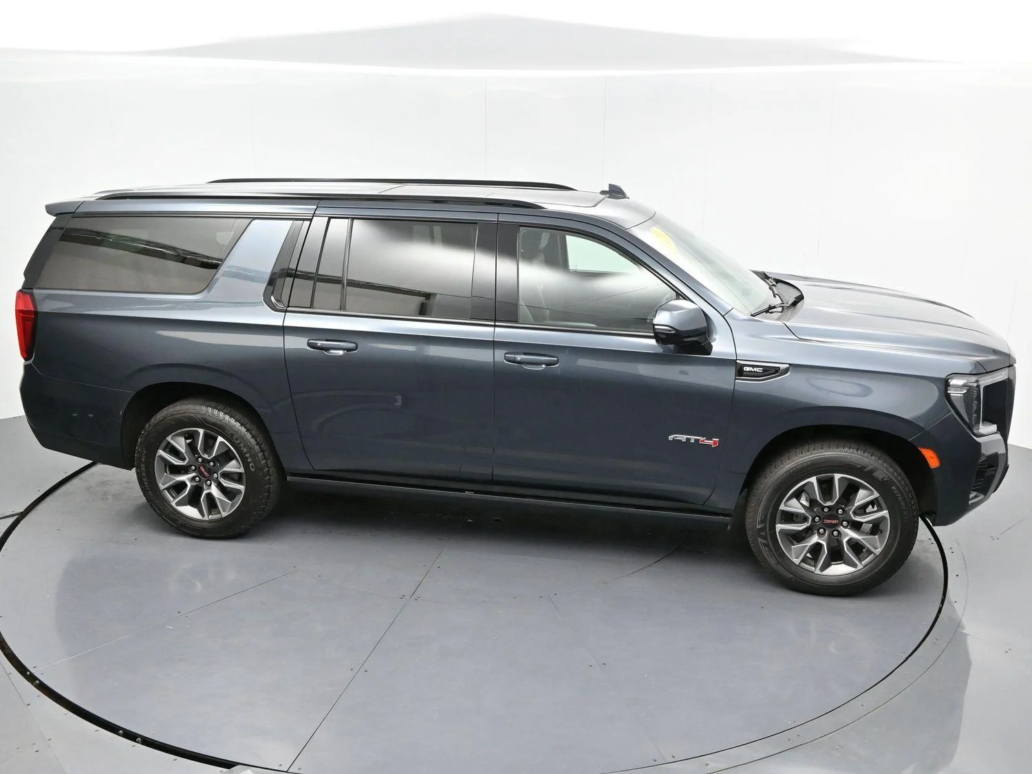 Used 2021 Dark Sky Metallic GMC AT4 image 48