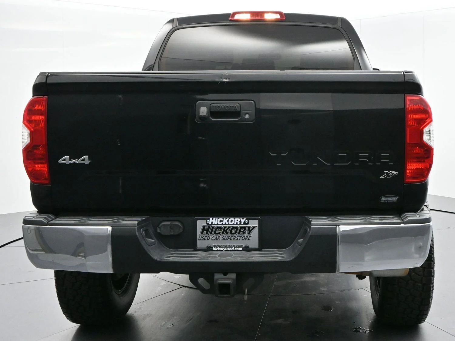 Used 2017 Black Toyota SR5 image 6