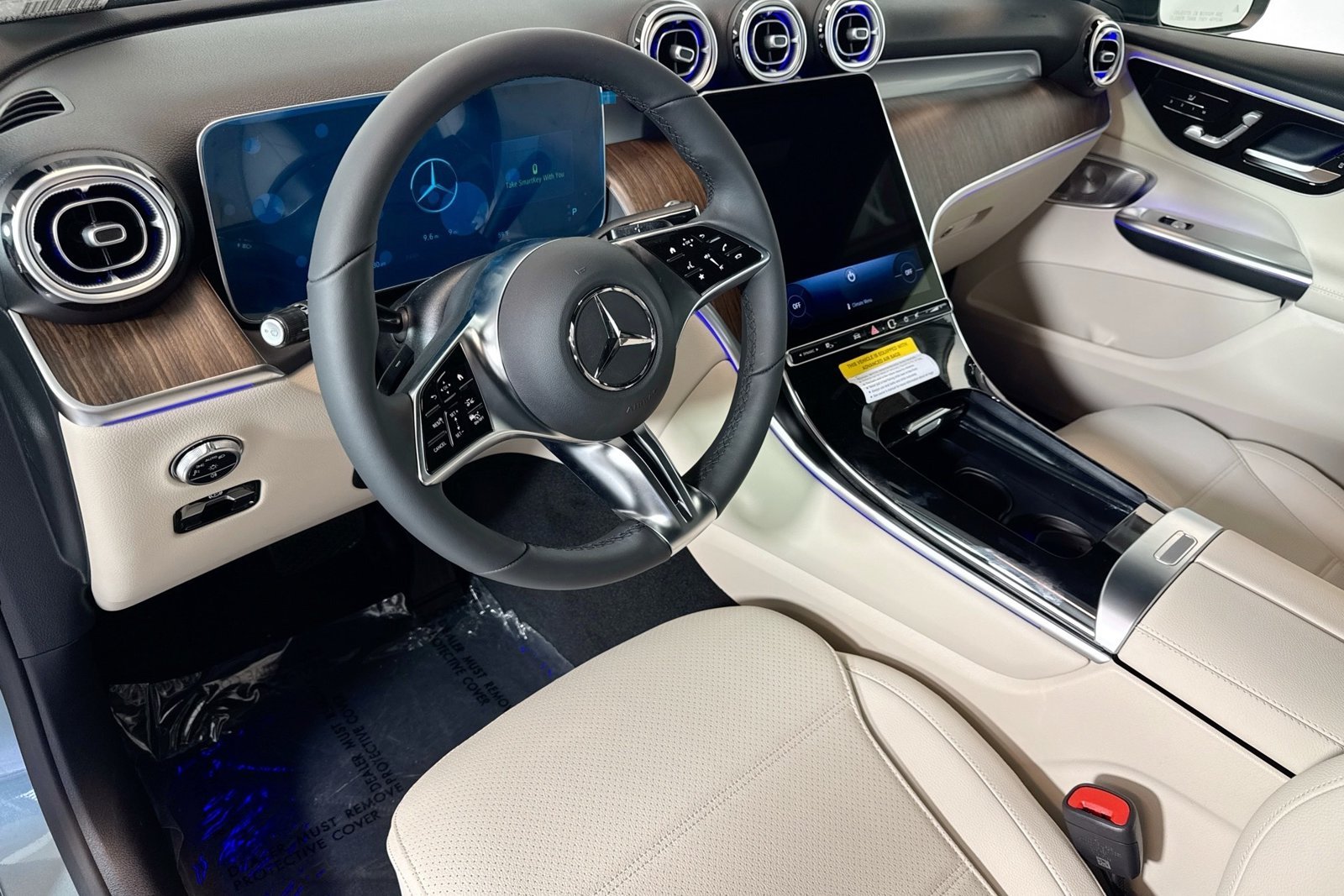 New 2026 Verde Silver Metallic Mercedes-Benz GLC 300 image 9