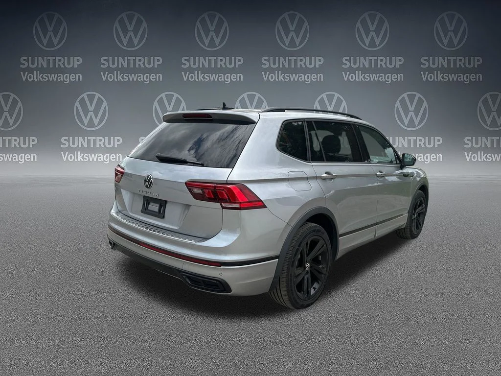 Used 2023 Silver Volkswagen 2.0T SE R-Line Black image 37
