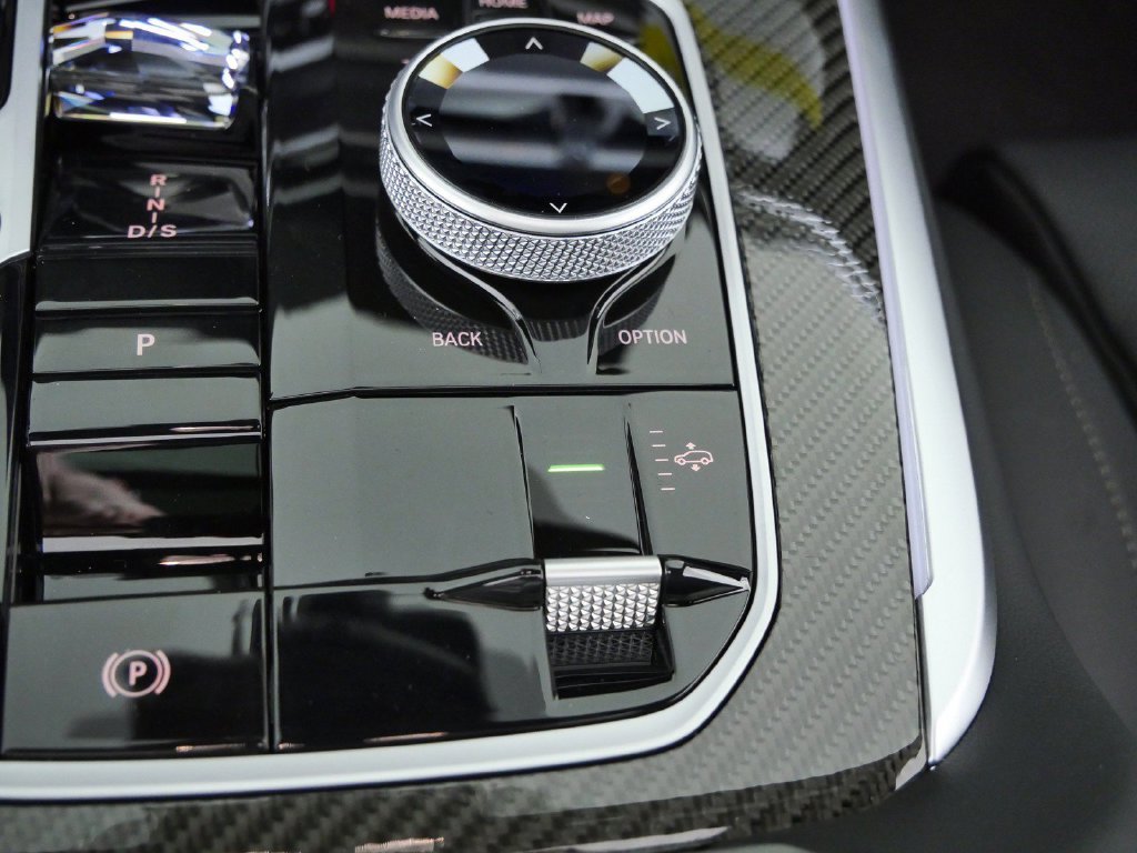 New 2027 Black Sapphire Metallic BMW M60i image 47