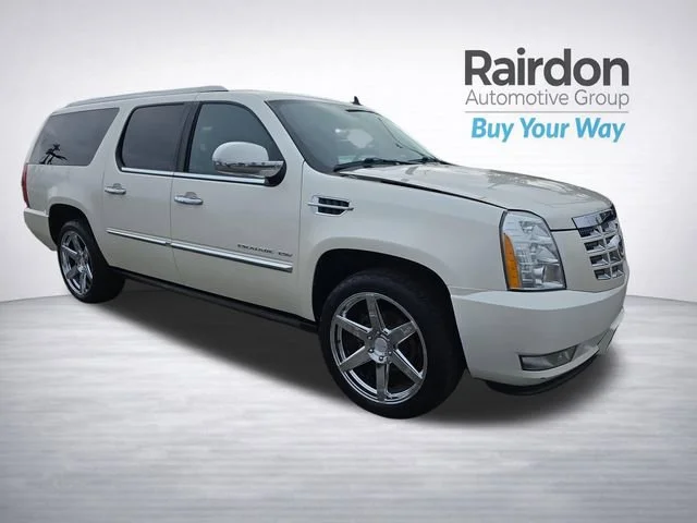 2010 Cadillac Escalade ESV AWD Premium's photo