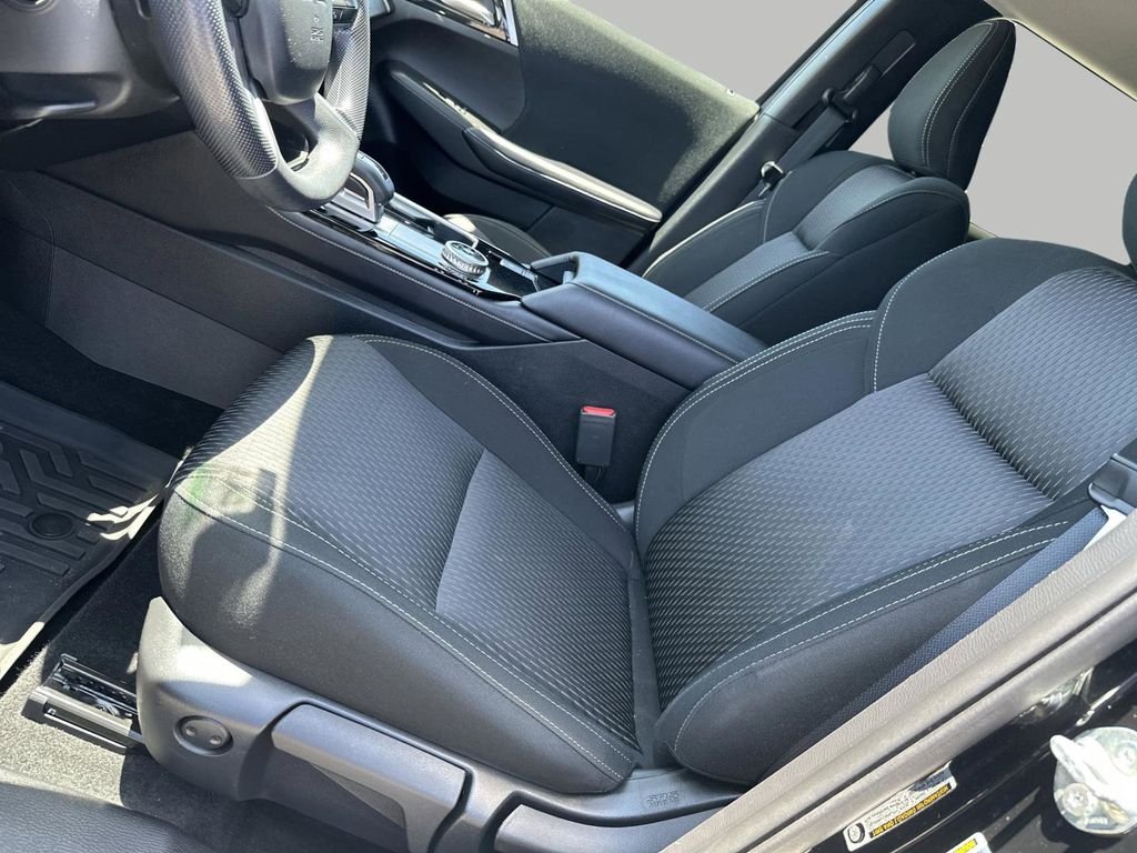 Used 2025 Black Mitsubishi ES image 9