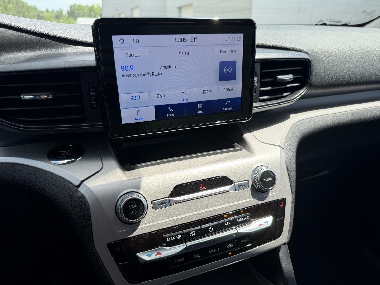Used 2023 Iconic Silver Ford XLT image 11