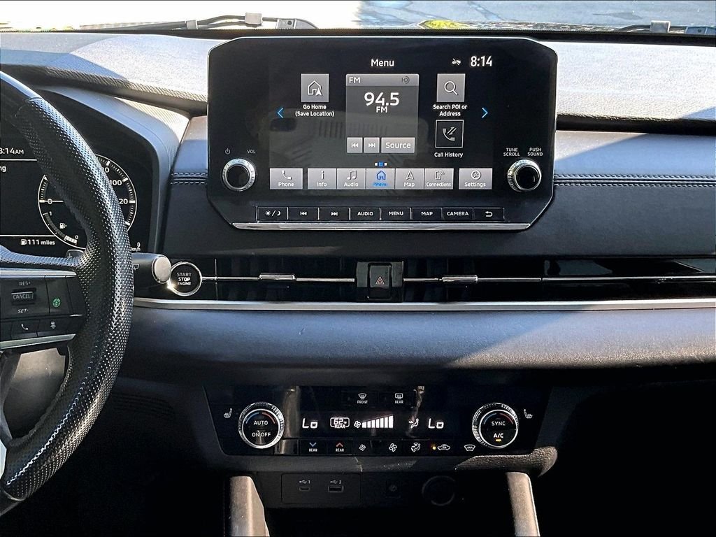 Used 2022 Black Mitsubishi SEL image 19