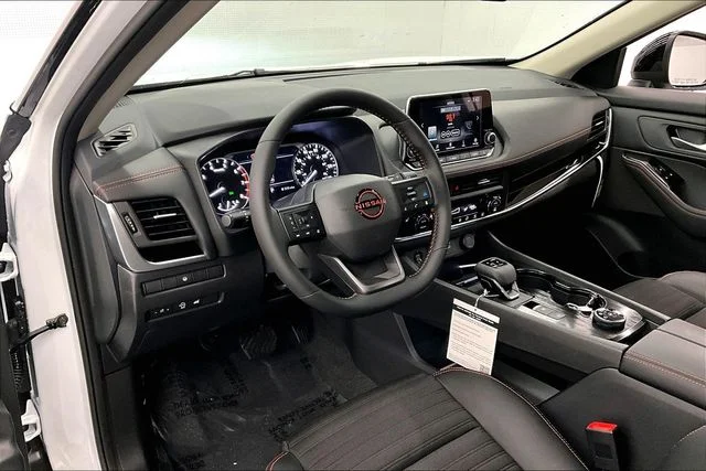 New 2026 Everest White Pearl Tricoat Nissan Rock Creek image 6