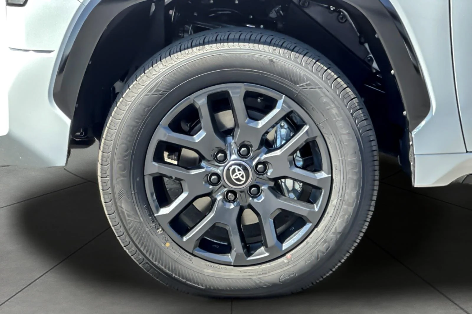 New 2026 Wind Chill Pearl <sup>1</sup> Toyota Tundra Platinum image 24