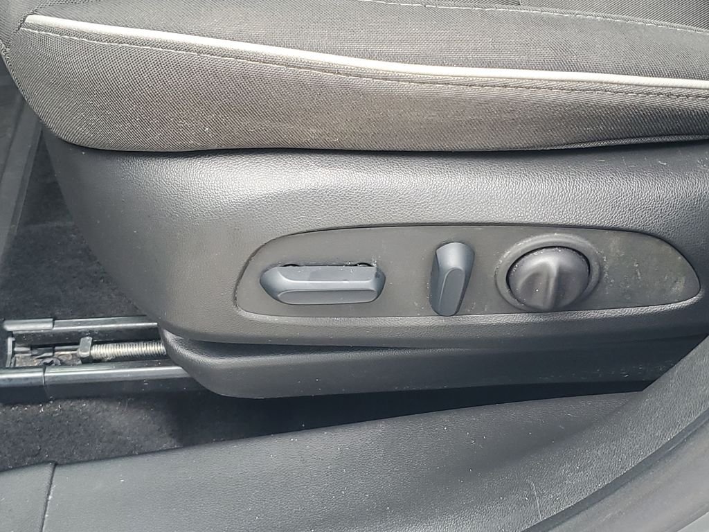 Used 2023 Gray Chevrolet LT image 19