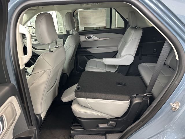 New 2026 Vapor Blue Metallic Ford Active image 51
