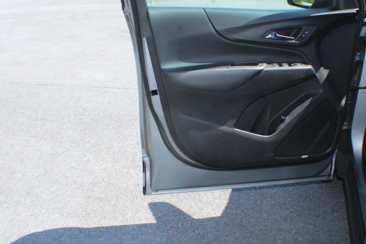 Used 2024 Sterling Gray Metallic Chevrolet LT image 6