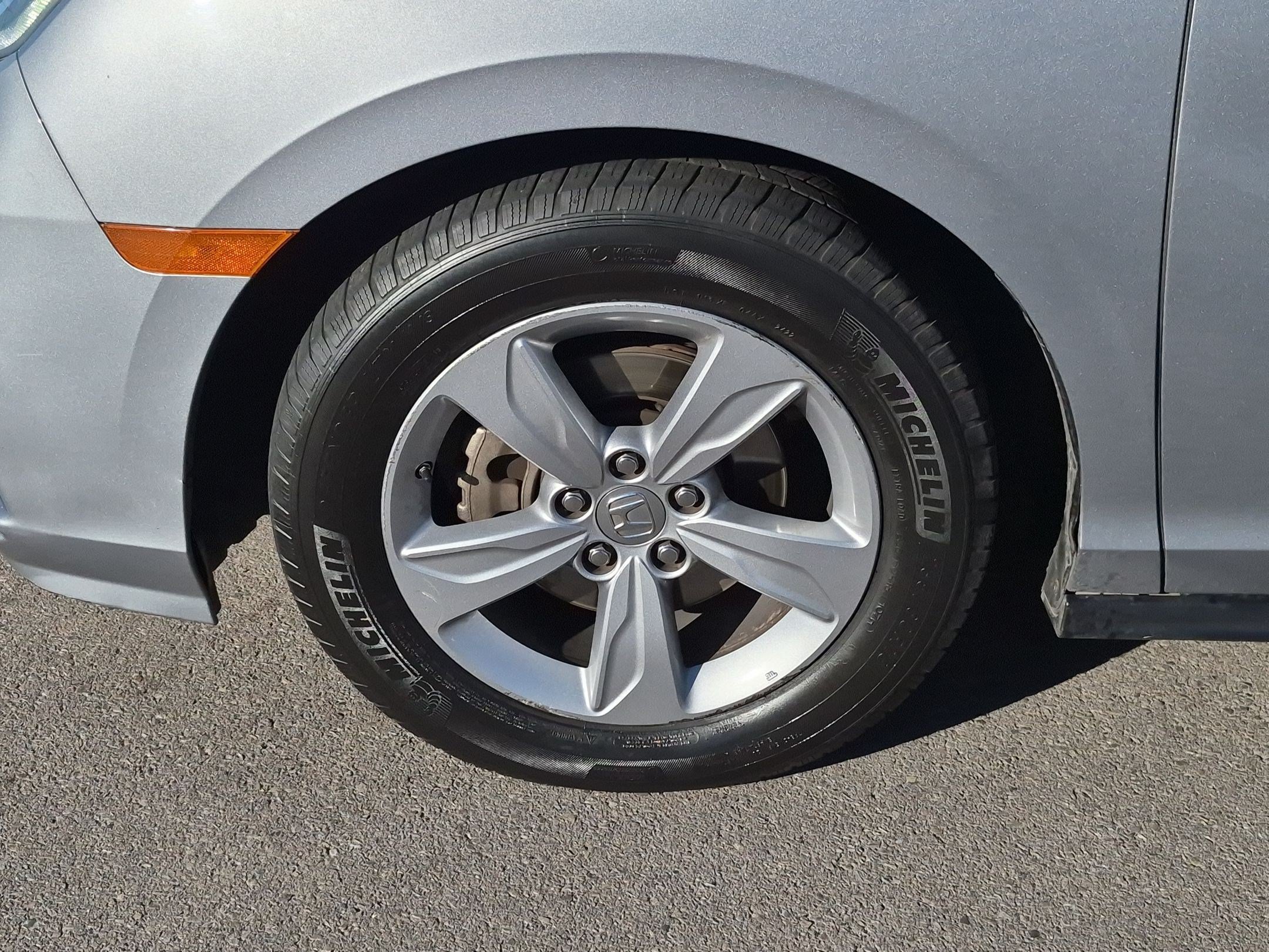 Certified Used 2019 Silver Honda EX-L Auto image 13