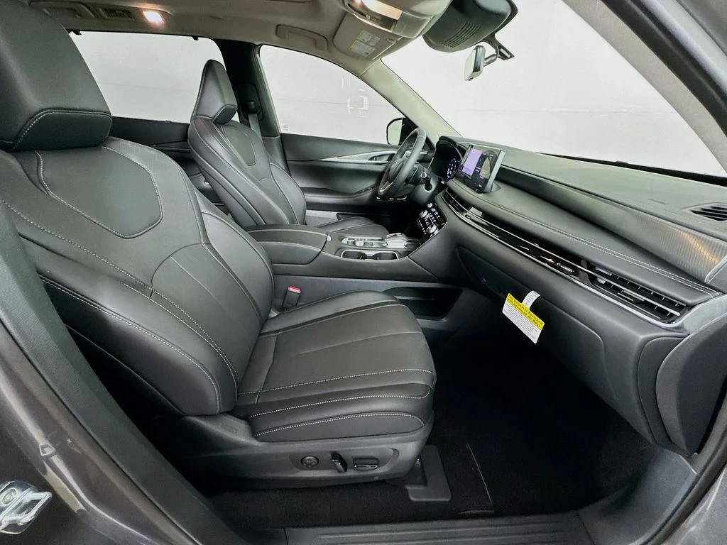 Certified Used 2026 Gray INFINITI LUXE image 38