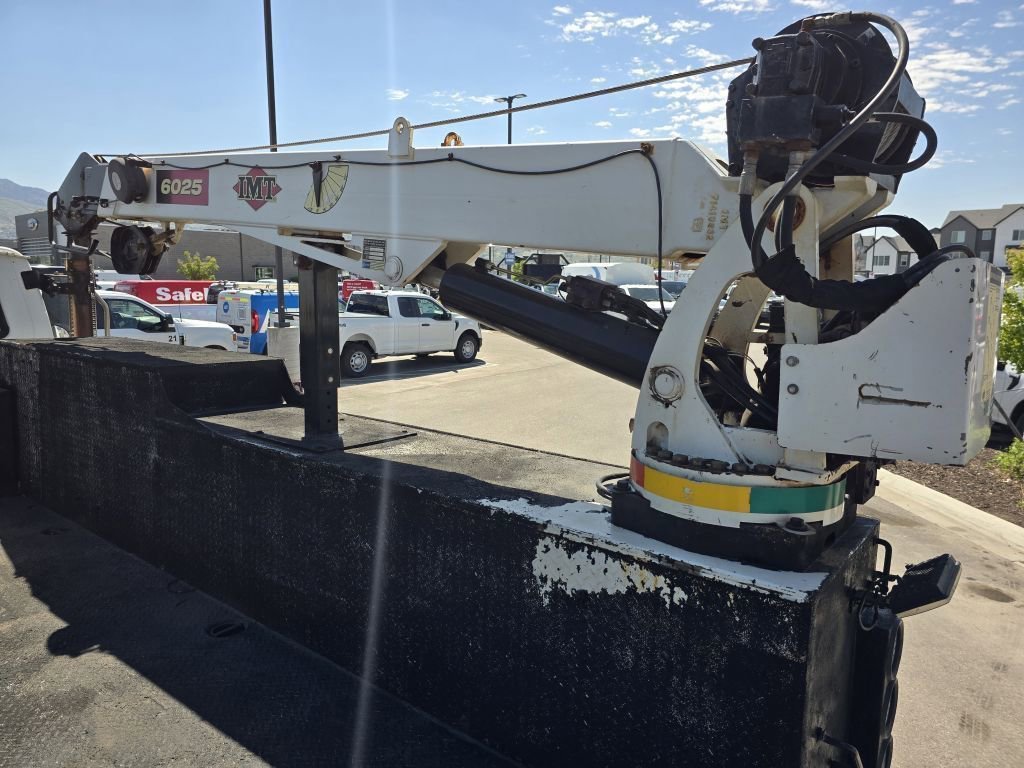 Used 2008 White Sterling Conventional Cab Mechanics Body image 37