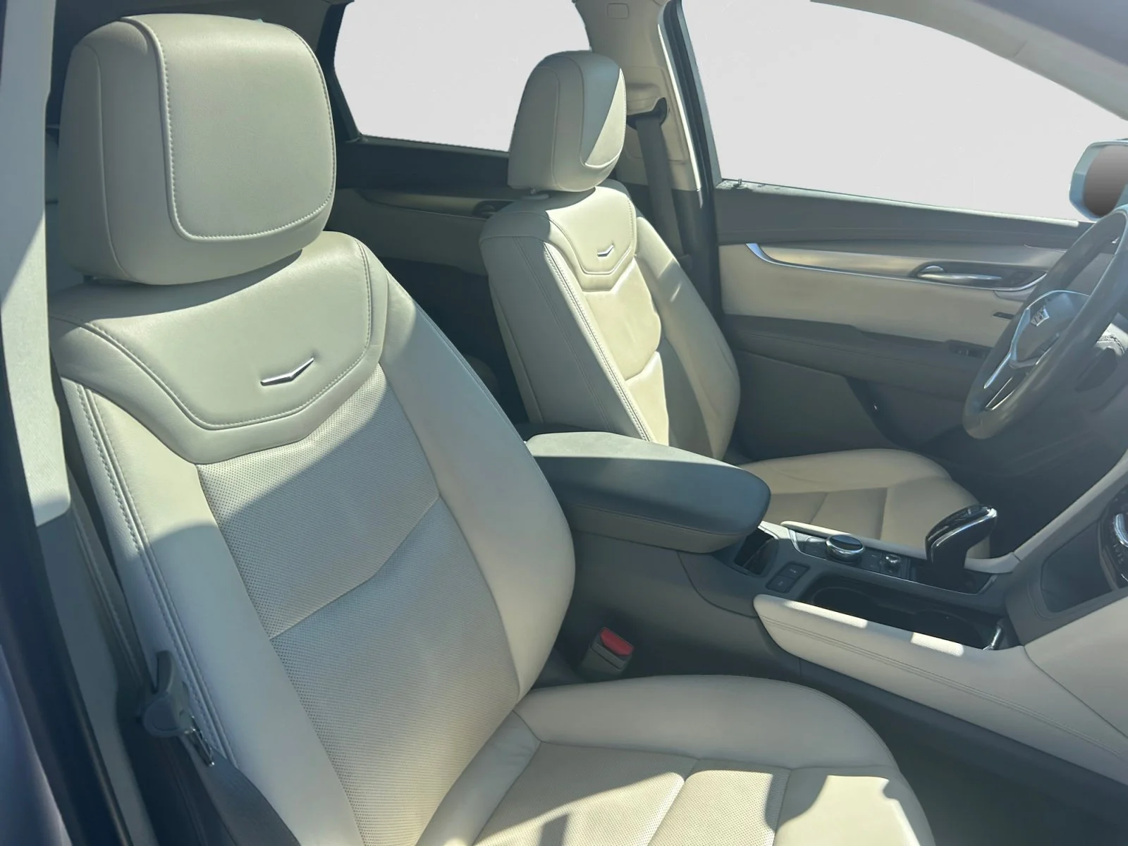 Used 2020 SILVER Cadillac PREMIUM LUXURY AWD image 12