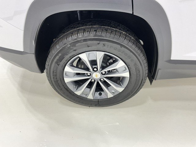 New 2027 Summit White Chevrolet LT image 5