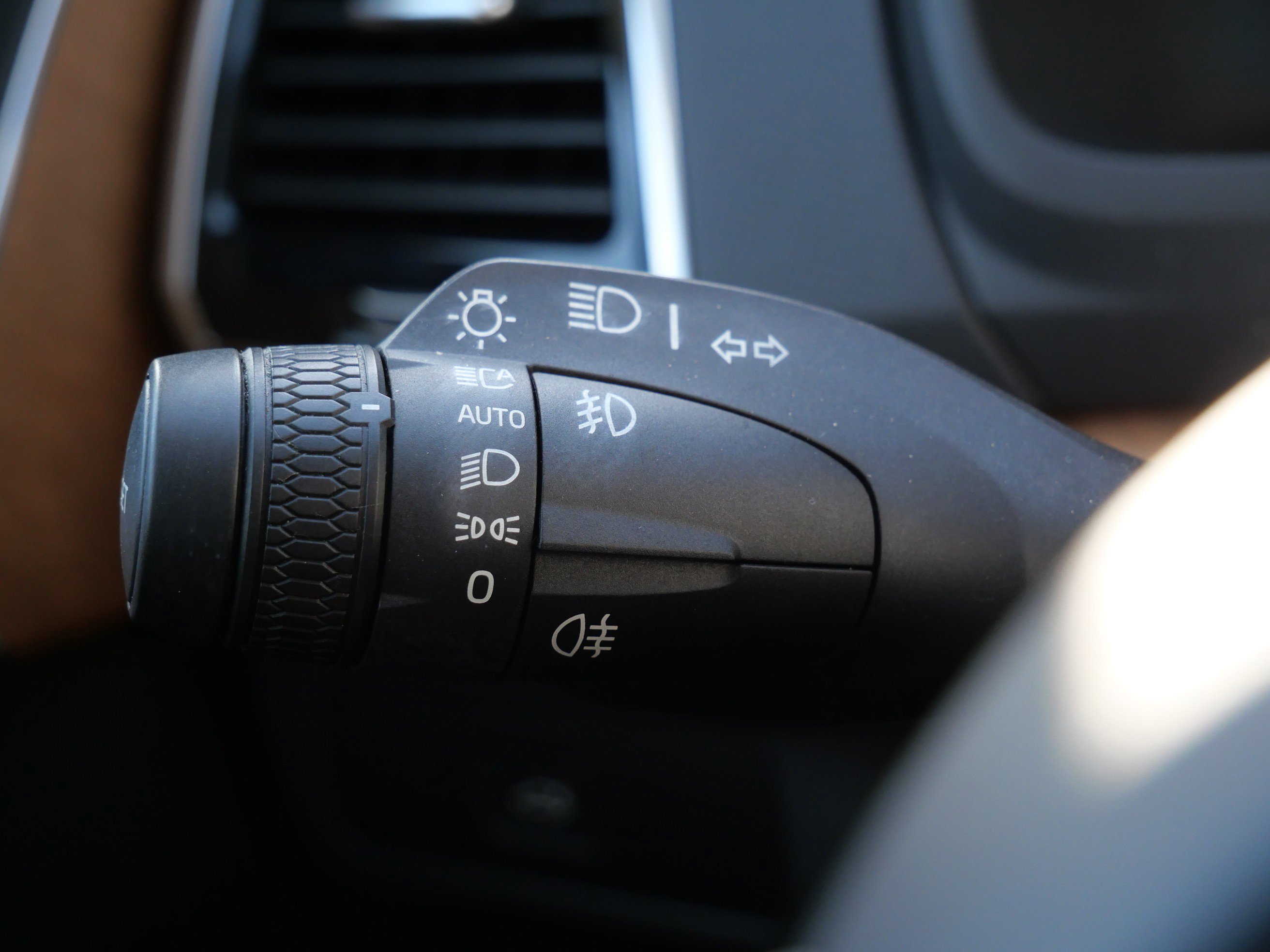 2023 Volvo XC90 Plus - Photo 29
