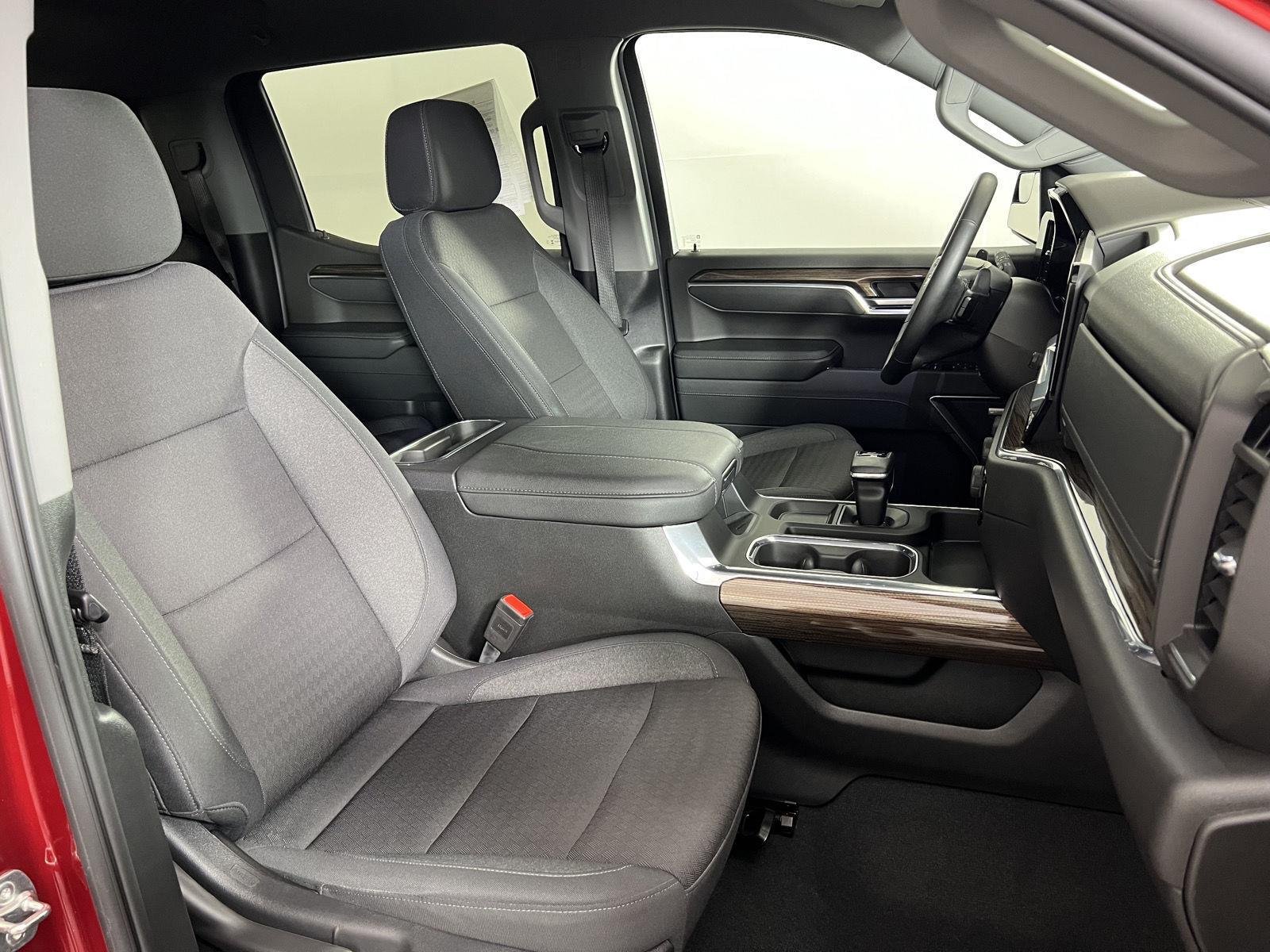 Used 2025 Radiant Red Tintcoat Chevrolet RST image 21