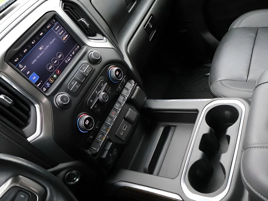 Used 2021 Silver Chevrolet LT Trail Boss image 22