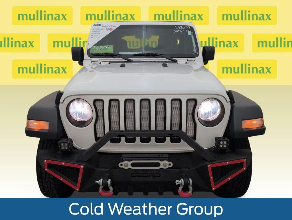 Certified Used 2019 White Jeep Sport S image 14