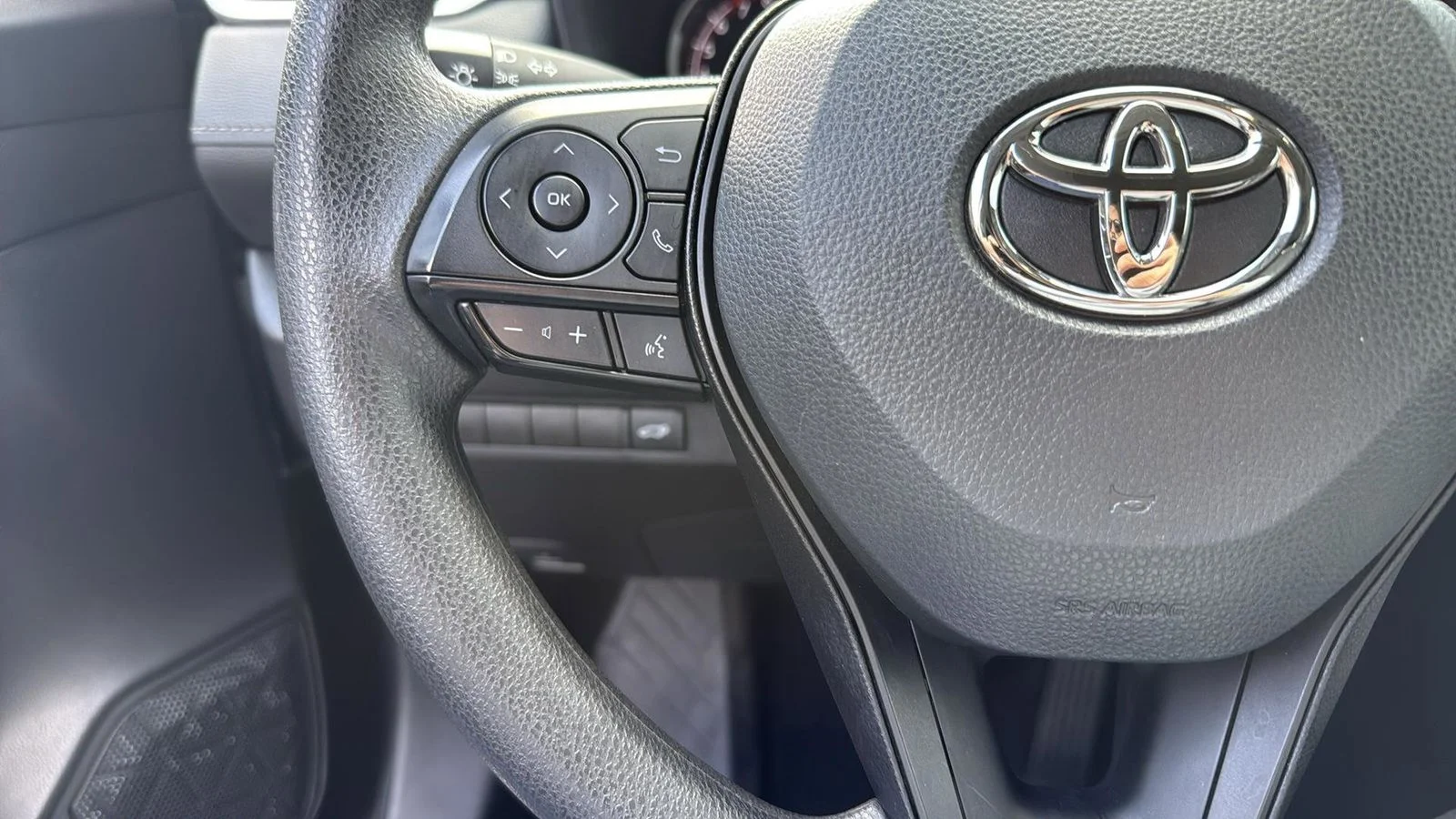 Used 2025 Gray Toyota XLE image 17