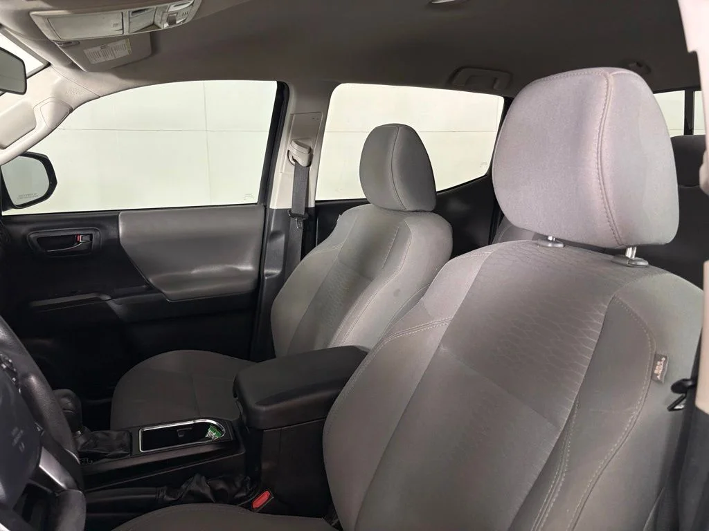 Used 2018 Gray Toyota SR image 20