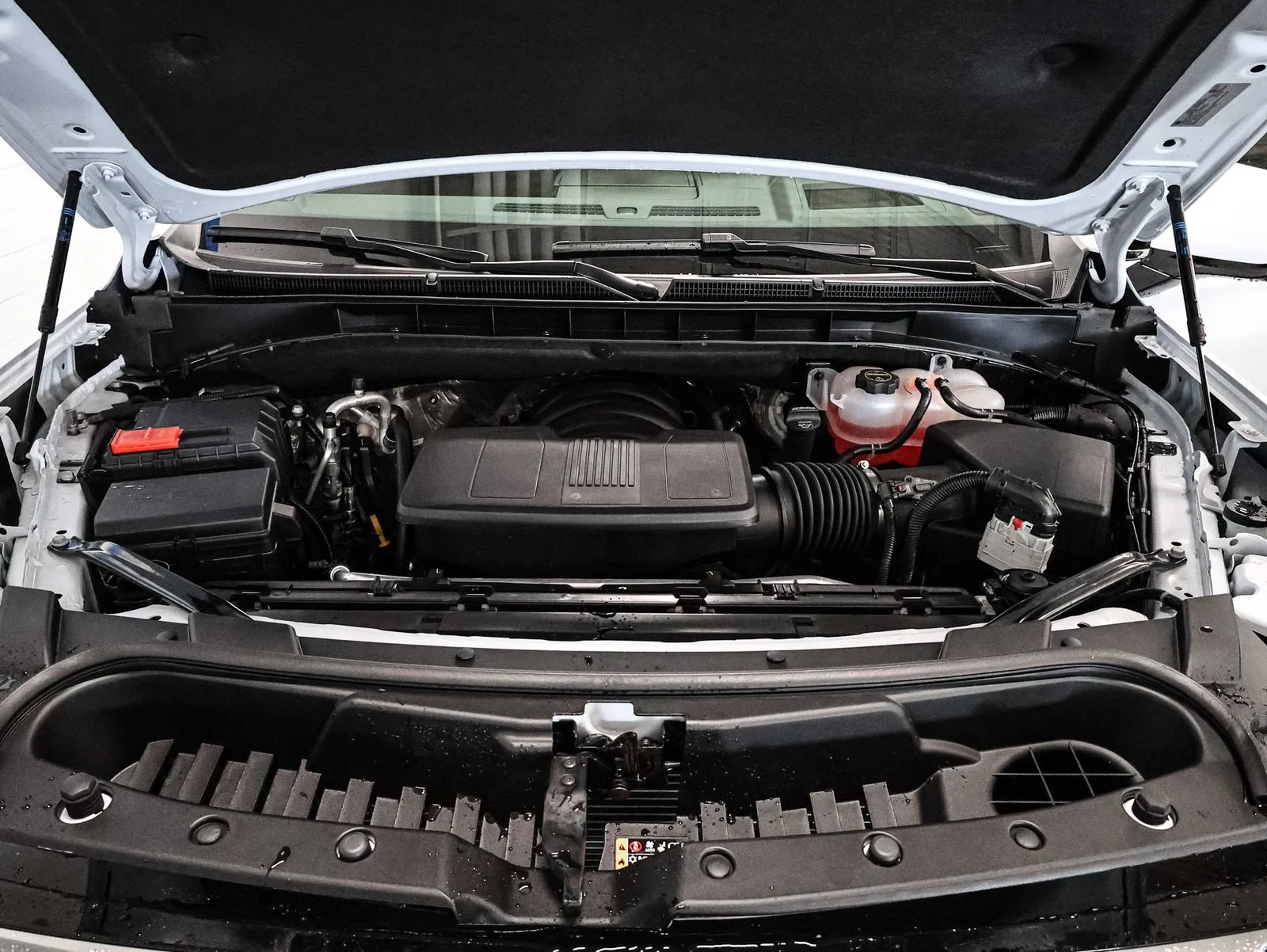 2026 GMC Yukon XL Denali - Photo 16