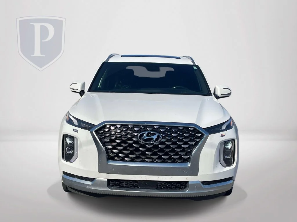 Used 2021 White Hyundai Calligraphy image 3