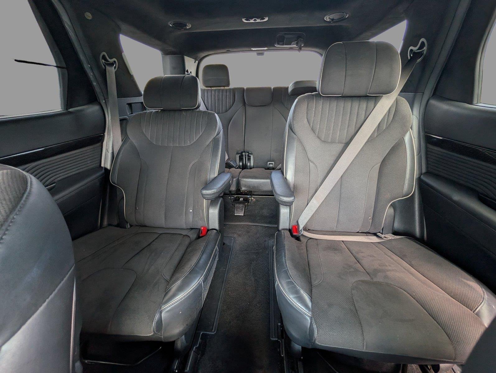 Used 2024 Abyss Black Pearl Hyundai Calligraphy Night Edition image 13