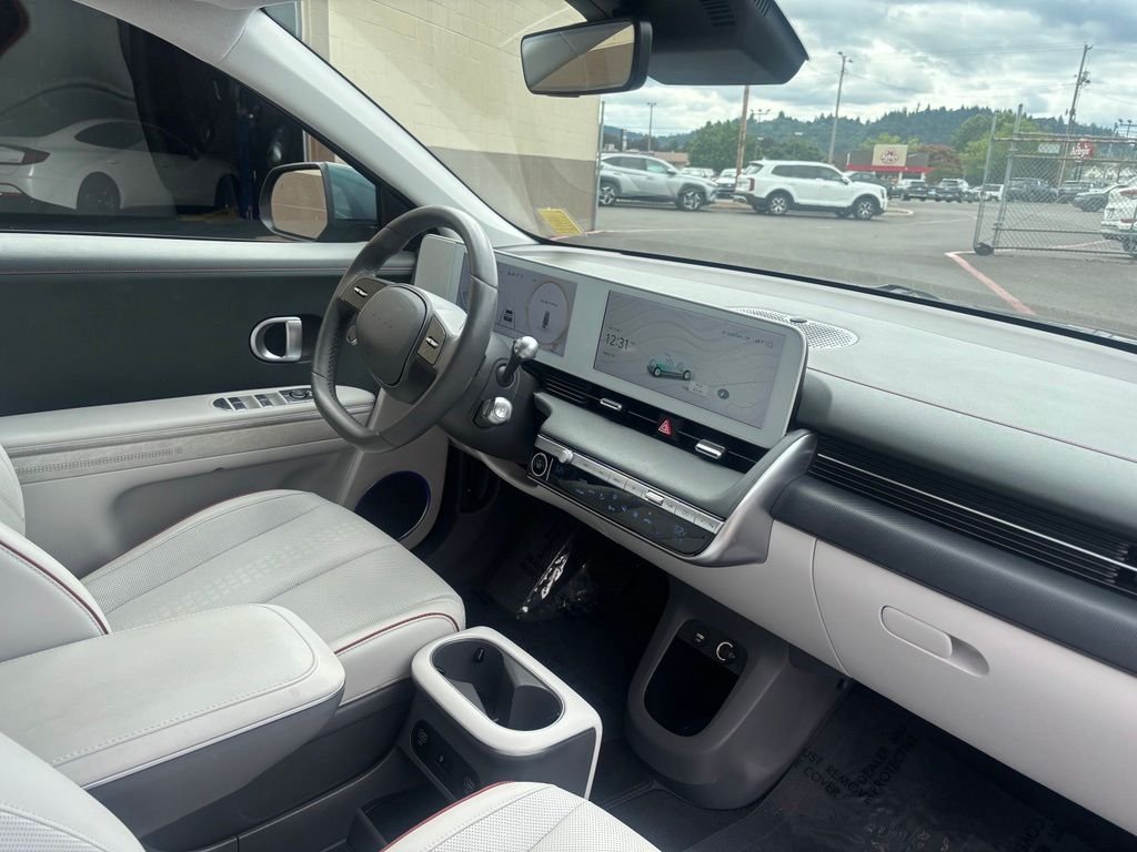 Used 2023 Digital Teal Hyundai SEL image 17