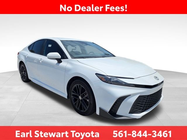 Used 2025 White Toyota SE image 3
