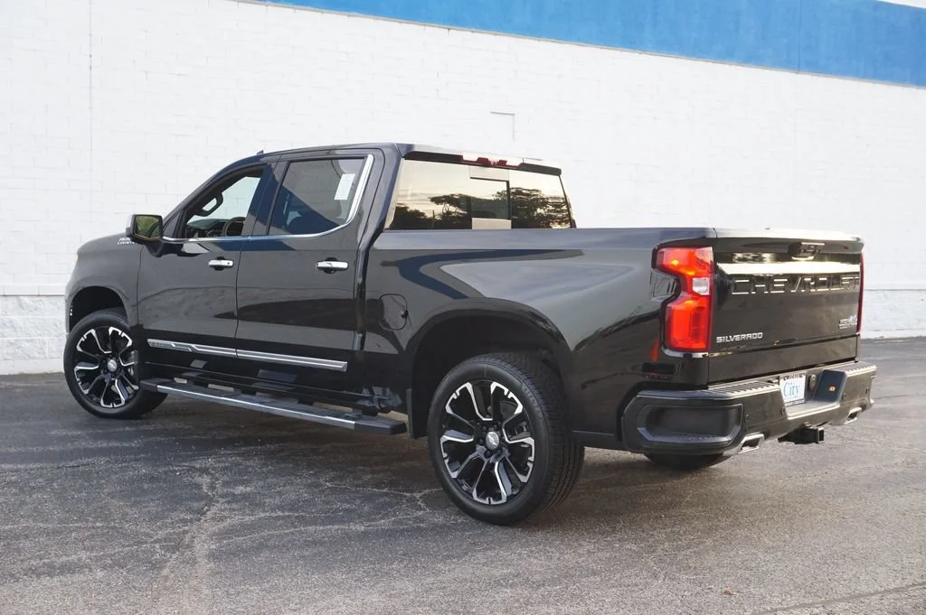 New 2026 Black Chevrolet High Country image 8