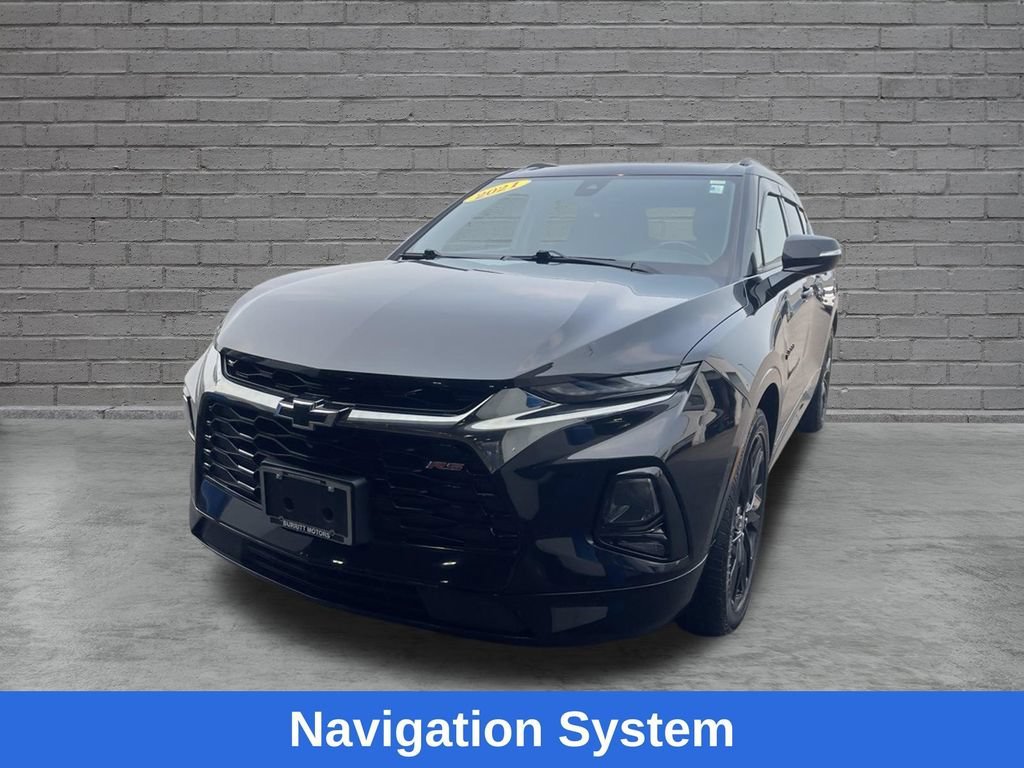 Used 2019 BLACK Chevrolet RS image 4