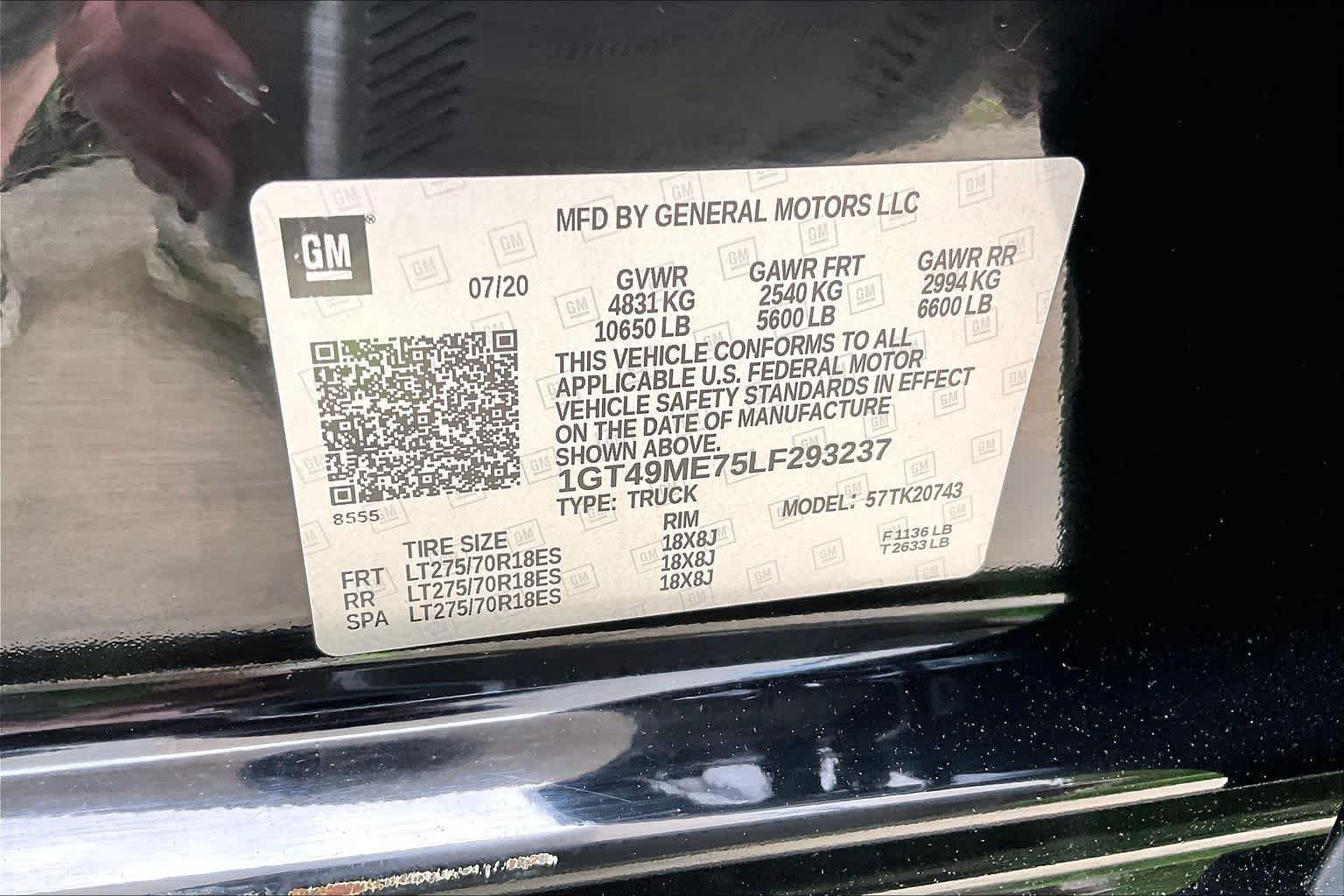 Used 2020 Onyx Black GMC SLE image 37