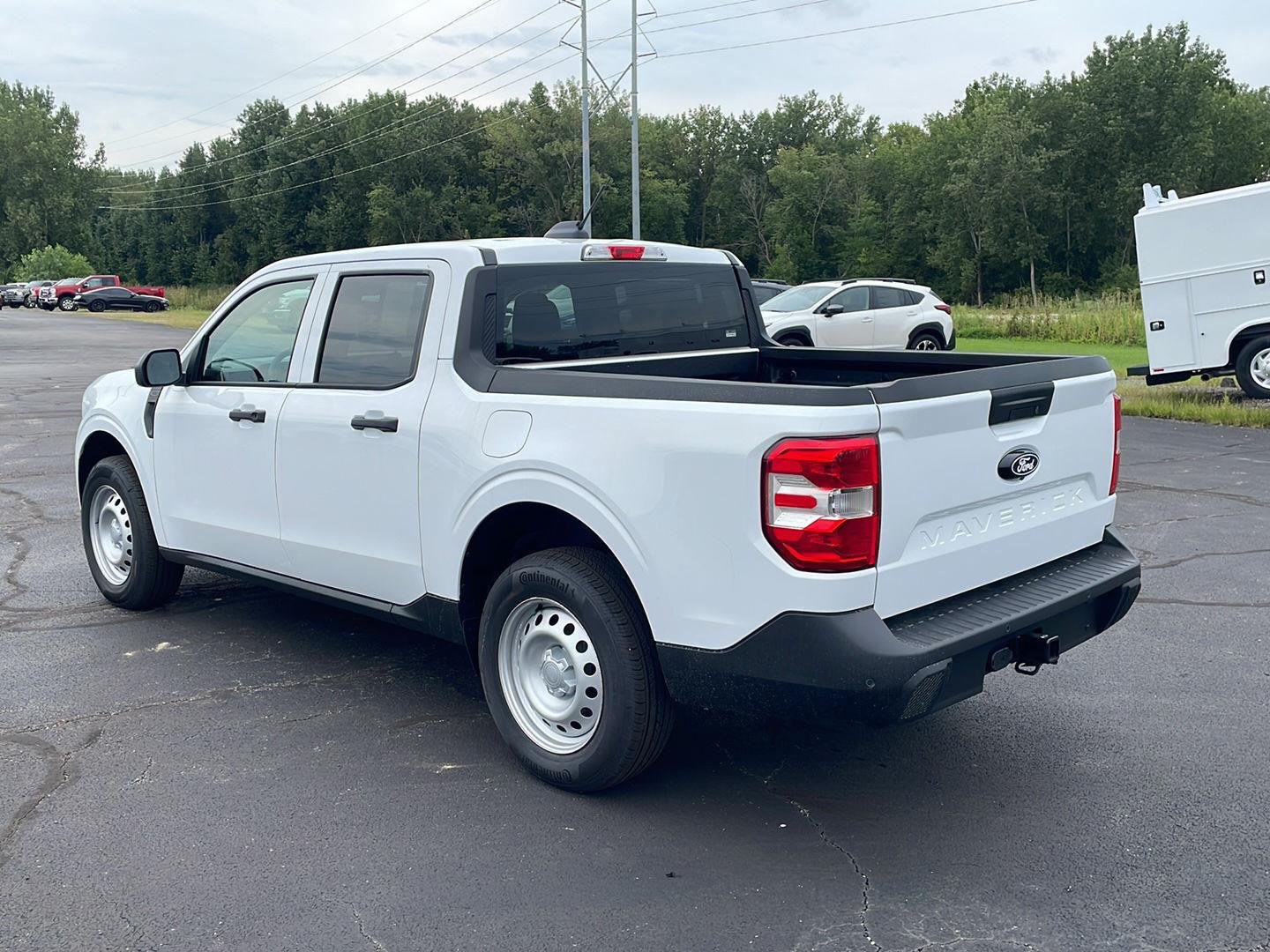 New 2026 Oxford White Ford XL image 3